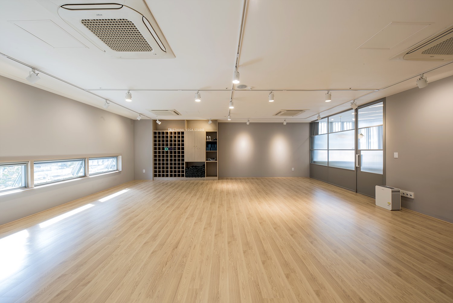 Ashtanga Mysore practice space at Tristhana Yoga, Bundang Pangyo